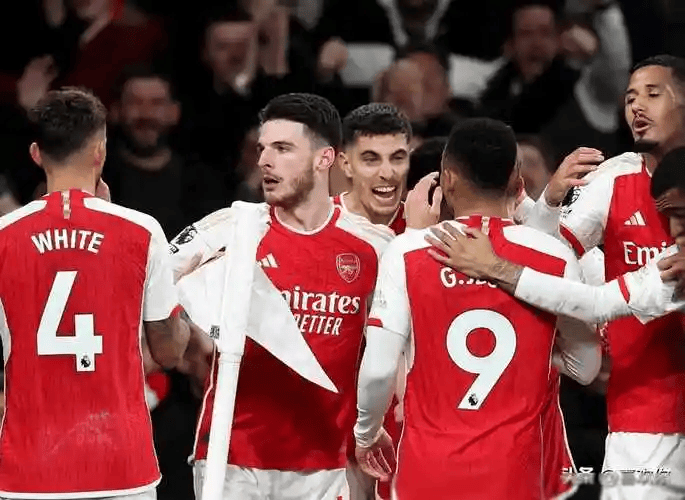 今晚突围战来临，阿森纳围绕足总杯扳平良机，话题不断，临场指挥获称赞的简单介绍