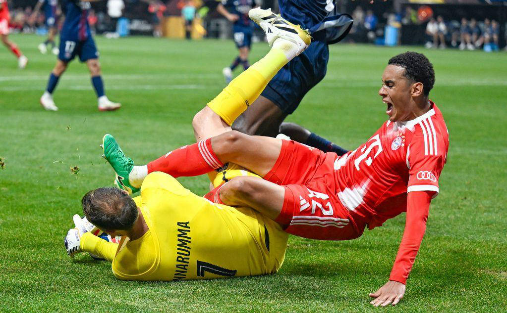 Kaiyun-穆古鲁扎爆冷击败拜仁，出色防守引爆全场！的简单介绍