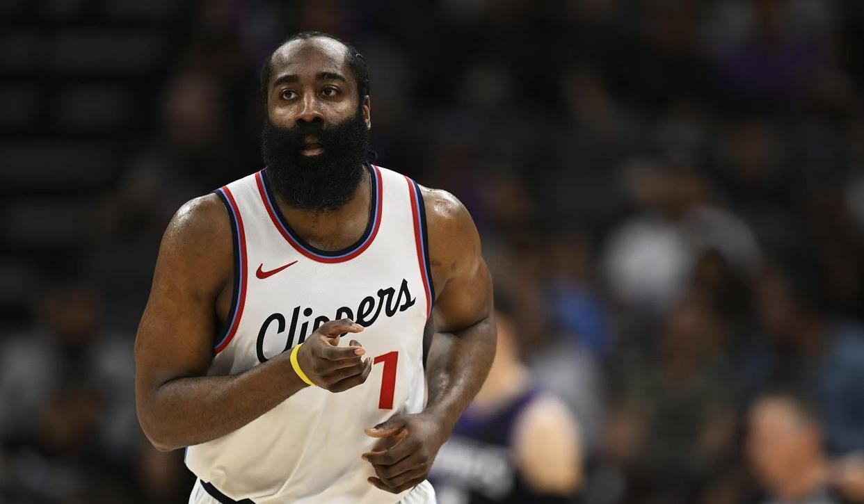 哈登在塞尔维亚队比赛中挺进下一轮,大胜引发热议!的简单介绍 哈登在塞尔维亚队比赛中挺进下一轮,大胜引发热议!的简单介绍